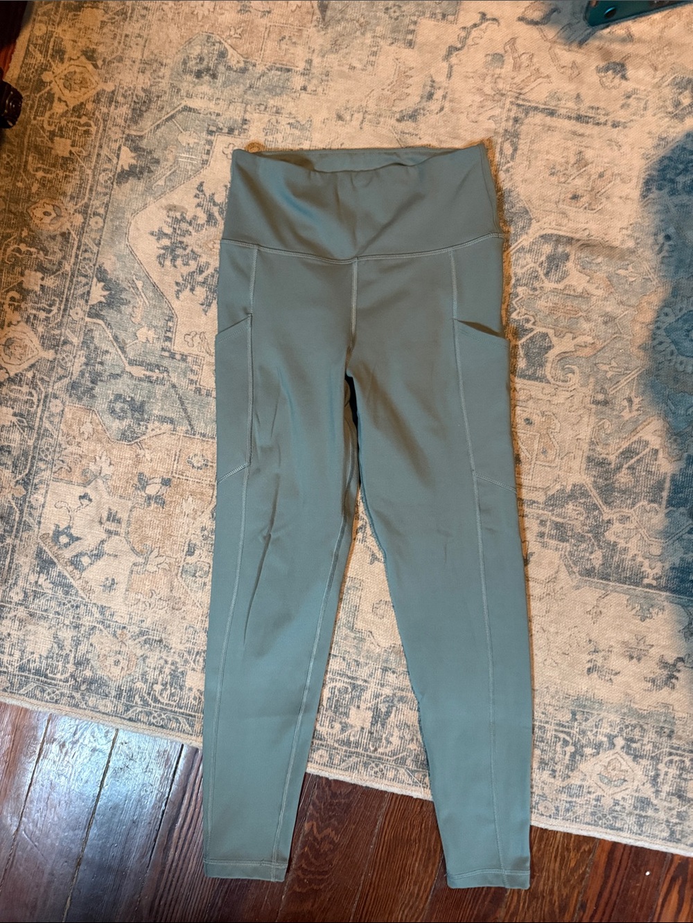 American Eagle Outfitters Kids Olive Green High-Waist Leggings with Side Pockets